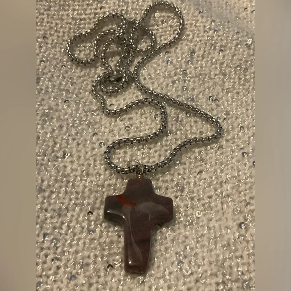🟥Brand New Handmade Glossy Agate Semi Precious Calming Stone, Religious Cross